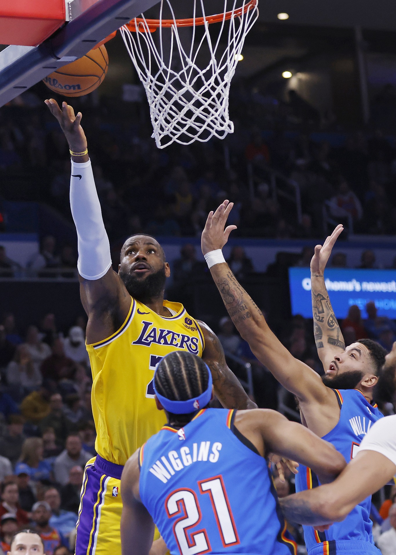  俄克拉荷马雷霆发布备战花絮，清晨官宣签约，社区盾任务艰巨，赛程密集仍需轮换