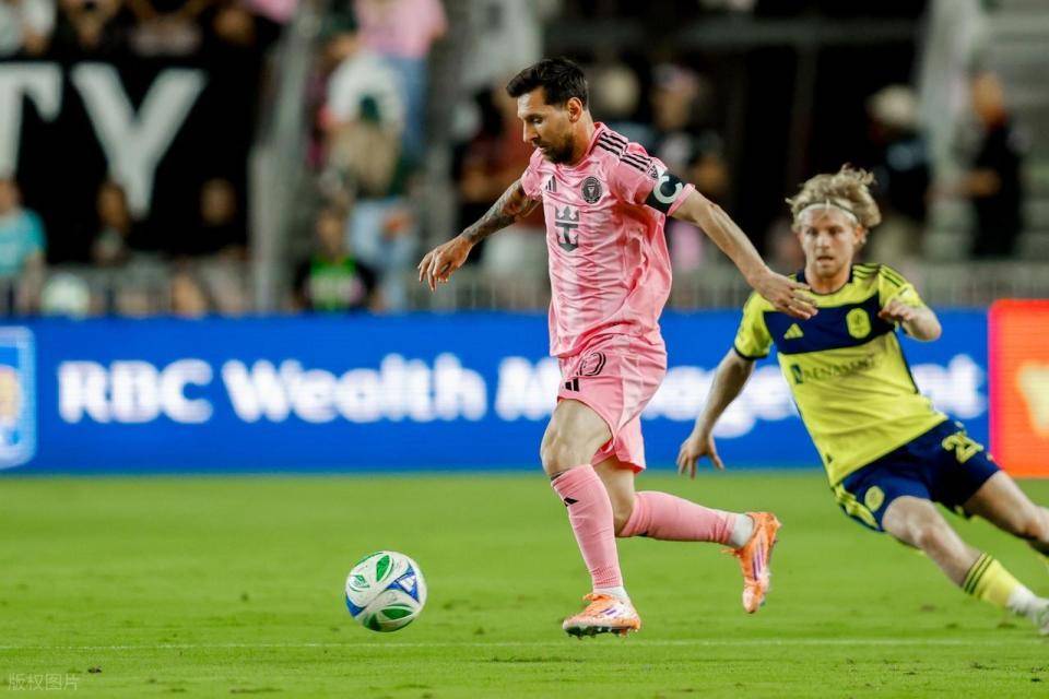 梅西赛事官方发布关键助攻新规,加拿大队争议不断!的简单介绍 梅西赛事官方发布关键助攻新规,加拿大队争议不断!的简单介绍